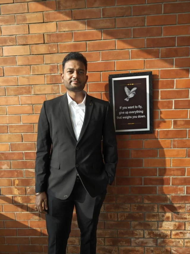 Dinesh Vel, founder of Divel